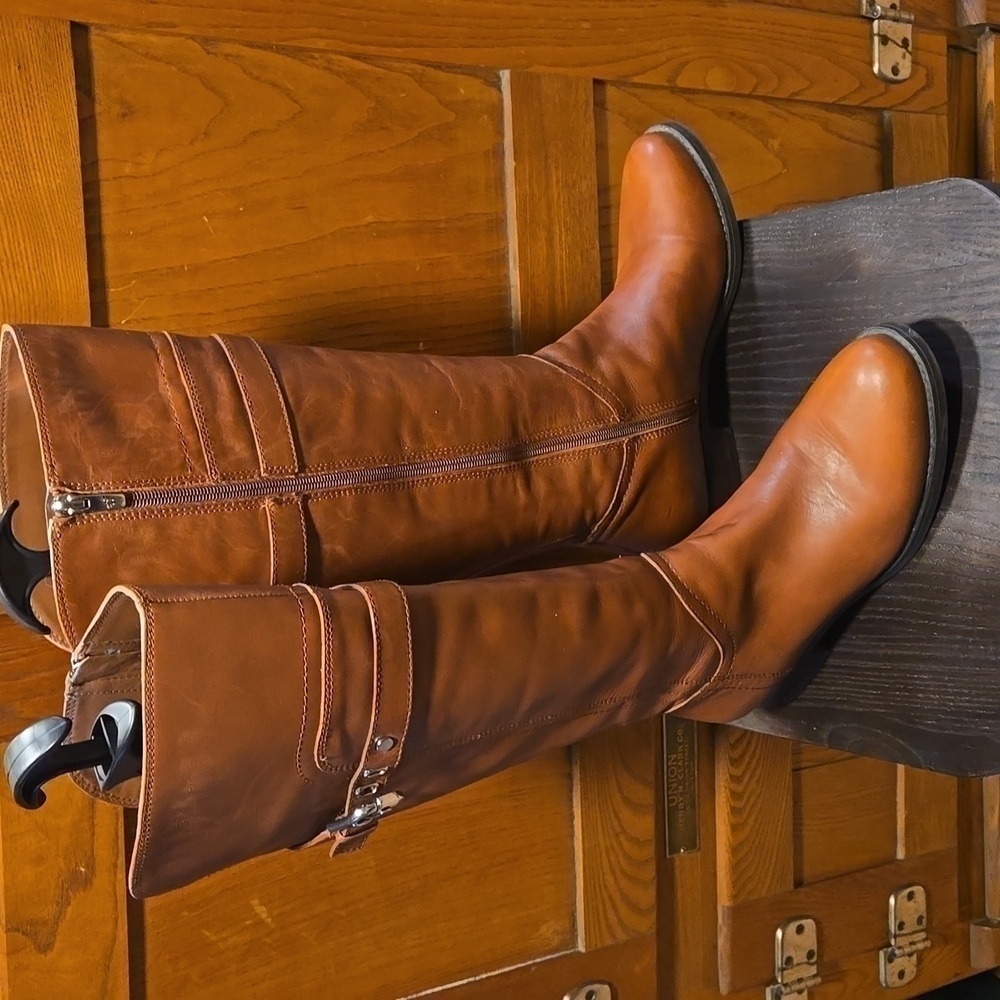 Marc Fisher Leather Wide Calf Taite Riding Boots Ladies Size 7.5 Carmel Color - Picture 3 of 10
